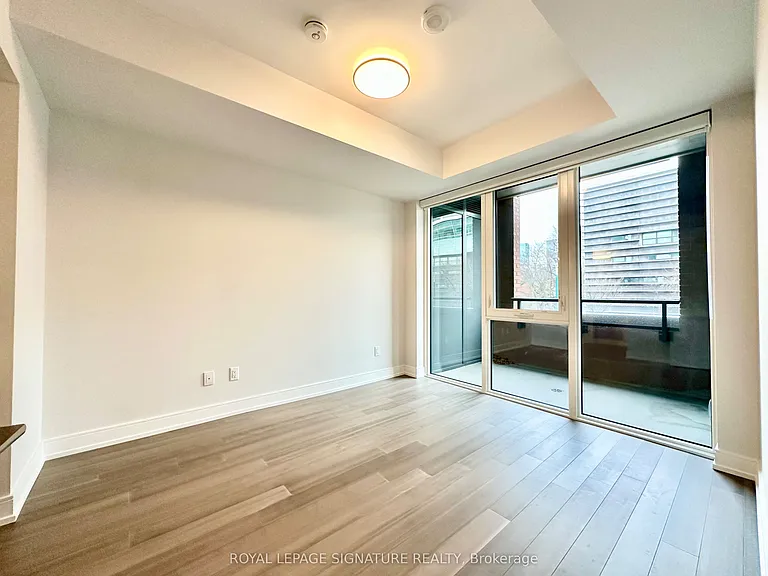 664 Spadina Ave #210 — Photo 15