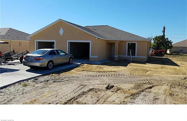 1st image of 1407 SE 1st Pl #1409