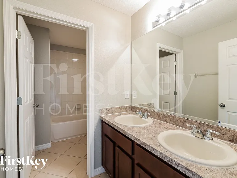 186 Iron Horse Ln — Photo 13