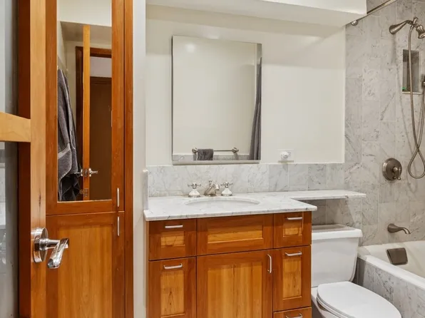 253 West 73rd Street image 5 of 5