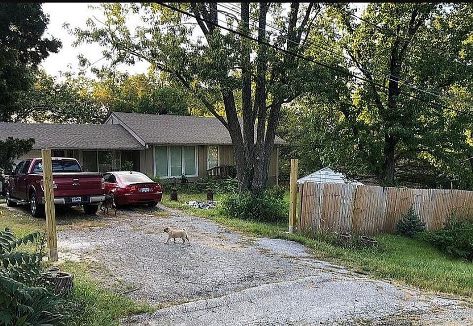 7840 Smalley Ave, Kansas City, MO 64138 MLS 2459801 Zillow