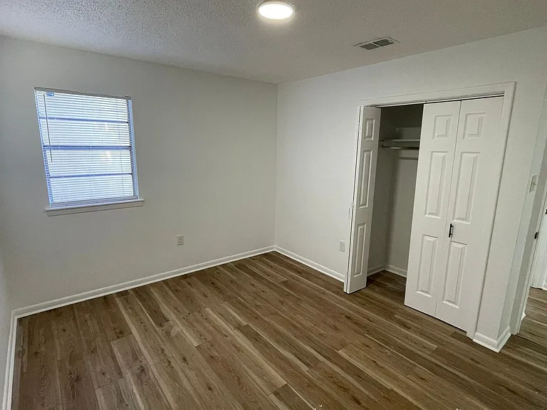 8215 Spanish Rd — Photo 7
