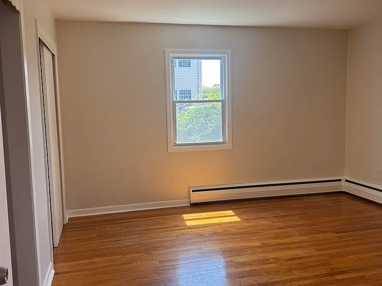 717 Hudson Ave #1 — Photo 10