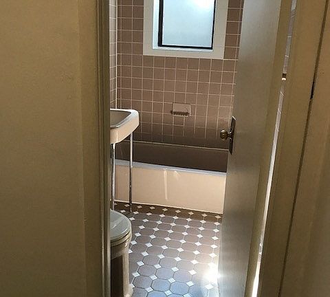 5th image of 129 Roosevelt Ave APT 5