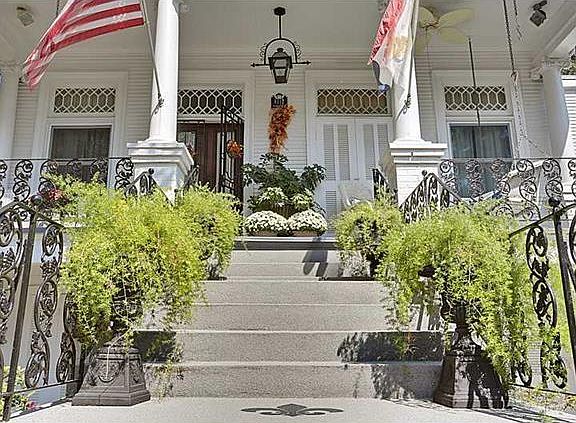 2nd image of 8115-17-19 Cohn St