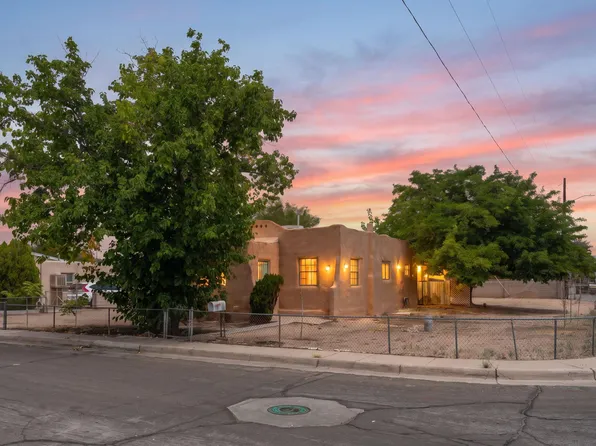 300 63rd St NW, Albuquerque, NM 87105