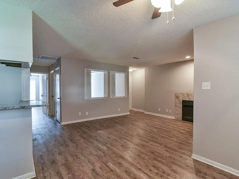 1906 Emerald Pl #1214 — Photo 9