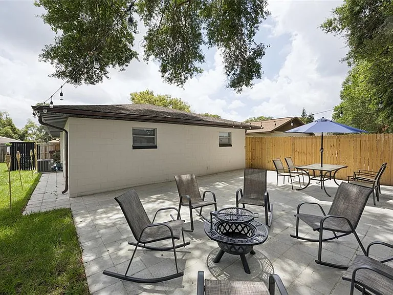 536 Hibiscus Way #7-B — Photo 36