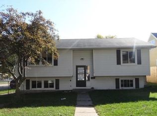 1894 Mechanic Ave, Saint Paul, MN 55119