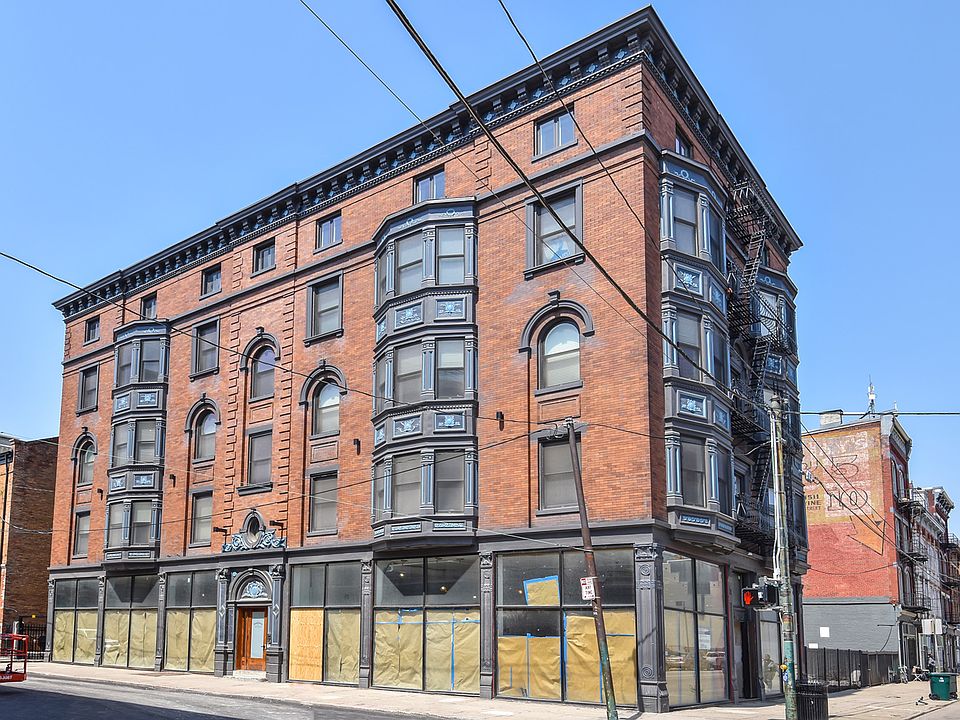 1st image of 1501 Vine St #Unit 304