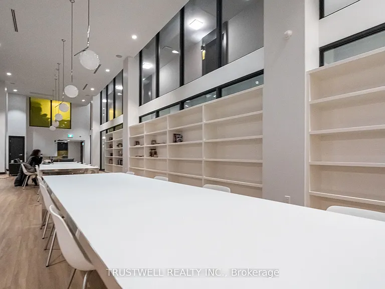 158 Front St E #1004 — Photo 25