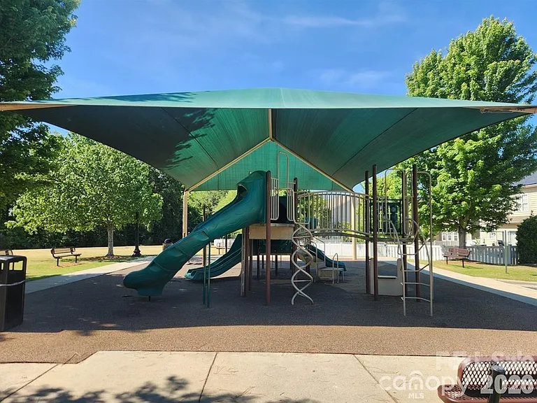 10713 Serape Rd — Photo 37