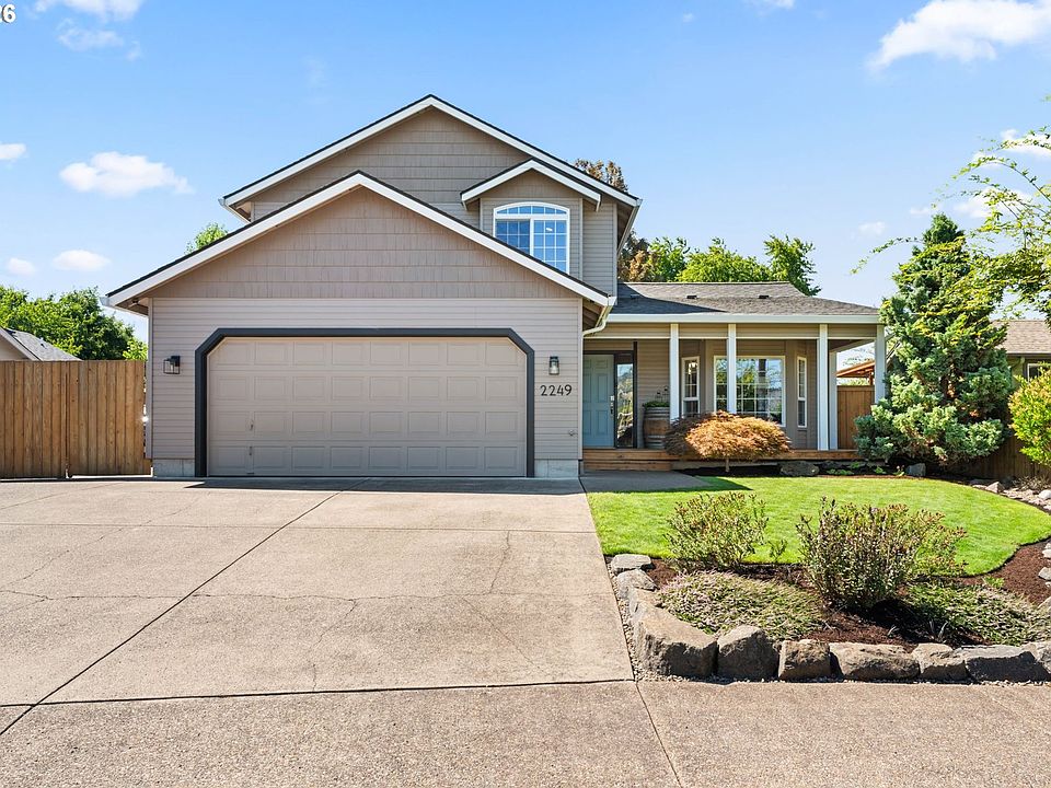 1st image of 2249 Bonnie Ln