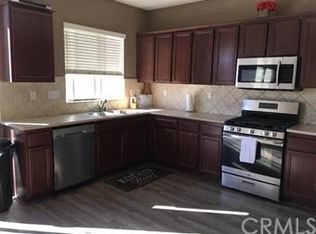 32695 Santa Cruz Dr, Lake Elsinore, CA 92530