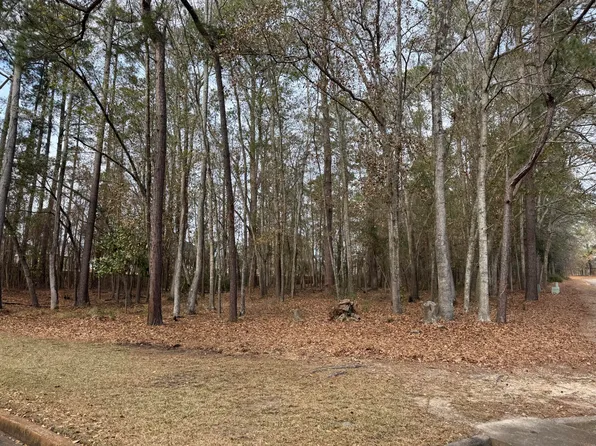 4 Fernwood Dr, Orangeburg, SC 29115