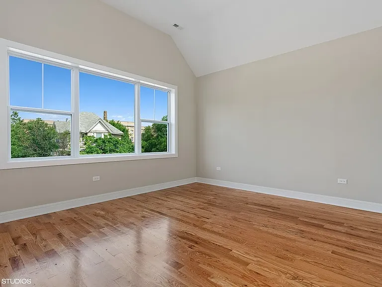 6439 S Minerva Ave #2 — Photo 6