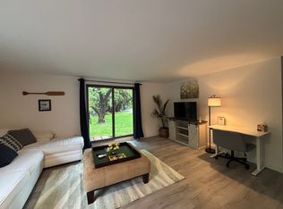 21 Check Point Dr #2, Raymond, ME 04071