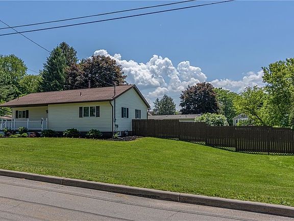 3rd image of 9 Danford St