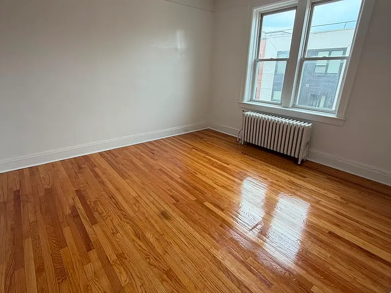 101 64th St #6E — Photo 5