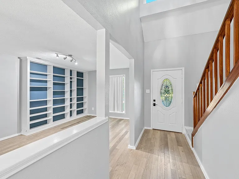 1363 Westgreen Blvd — Photo 4