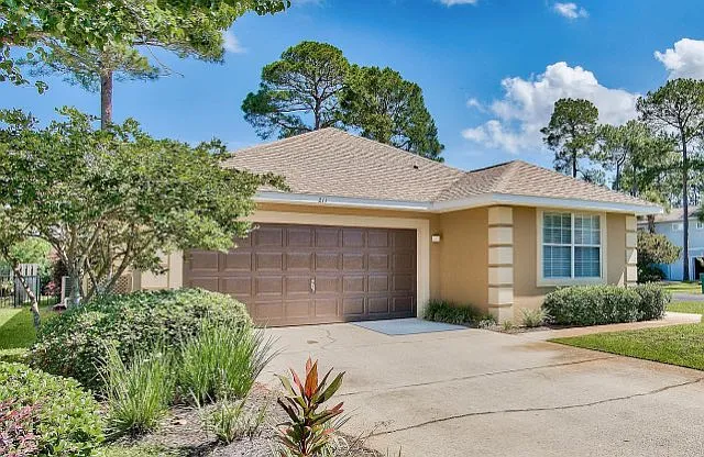 Building Photo - 211 Wekiva Cv