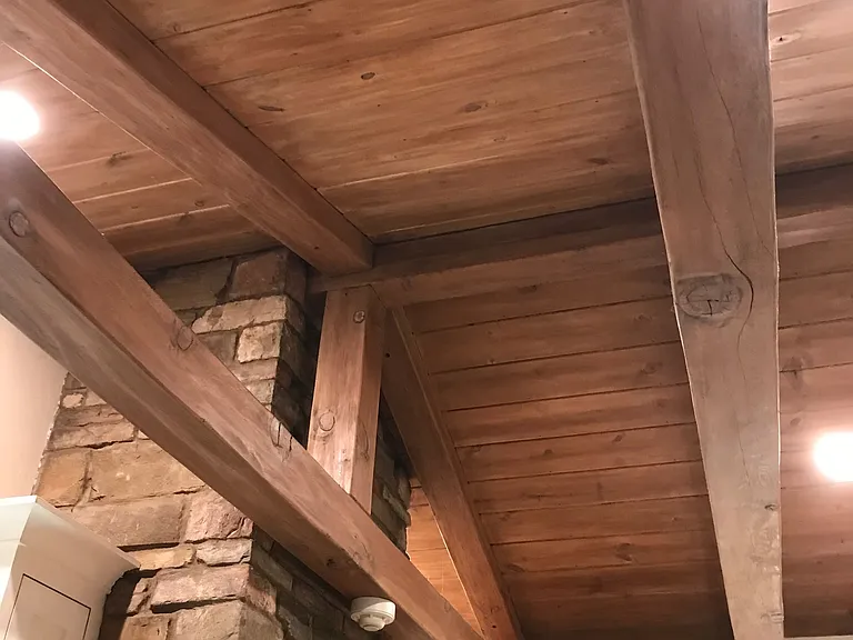 225 Cathedral Dr — Photo 3