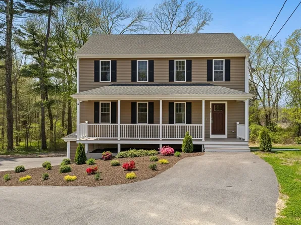 427 Plymouth St, Middleboro, MA 02346