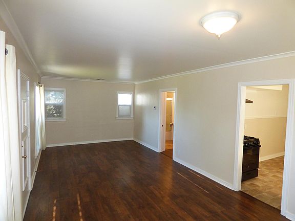 4th image of 333 W Palmer Ave
