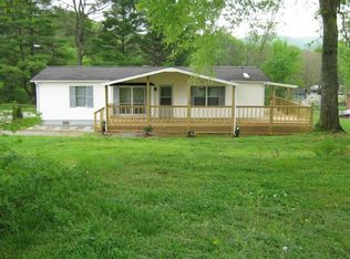 207 Front St, Cowan, TN 37318