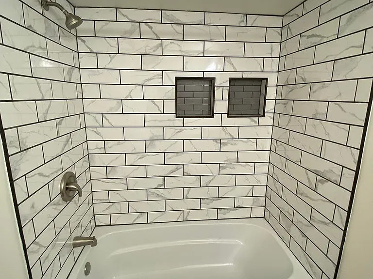 University Park Apartments near Cornell University — Photo 893