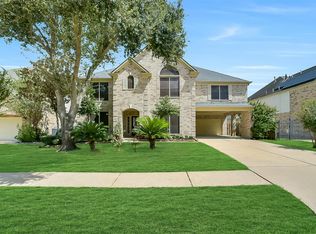 8326 Brighton Lake Ln, Houston, TX 77095