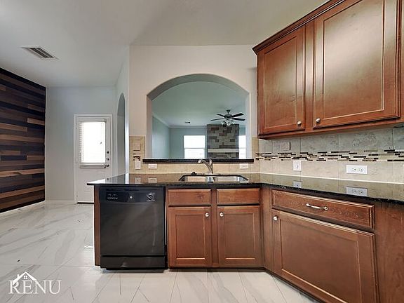 4th image of 8334 Egret Bay Cir