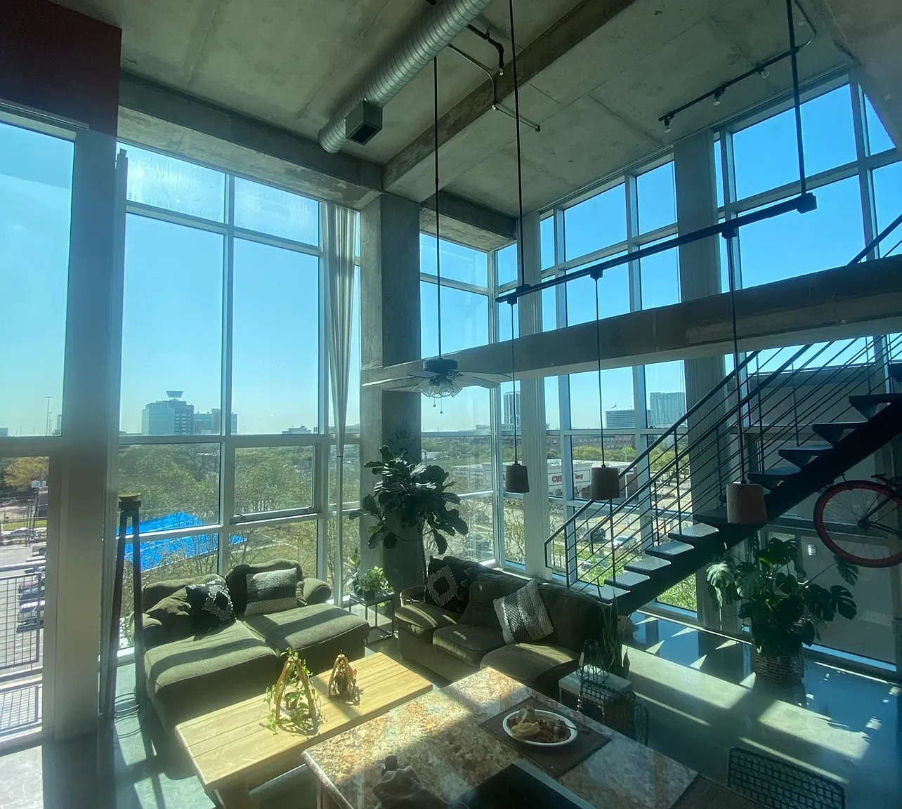 1 bed, 1161 sqft, $2,750 — Photo 1
