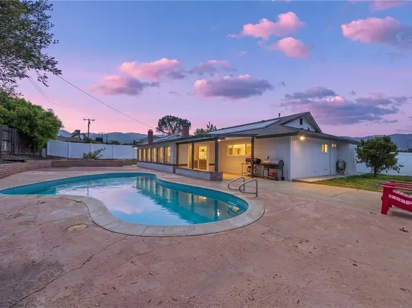 2351 Grove Ave, Corona, CA 92882