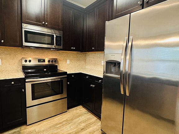 4th image of 5B Concord Dr