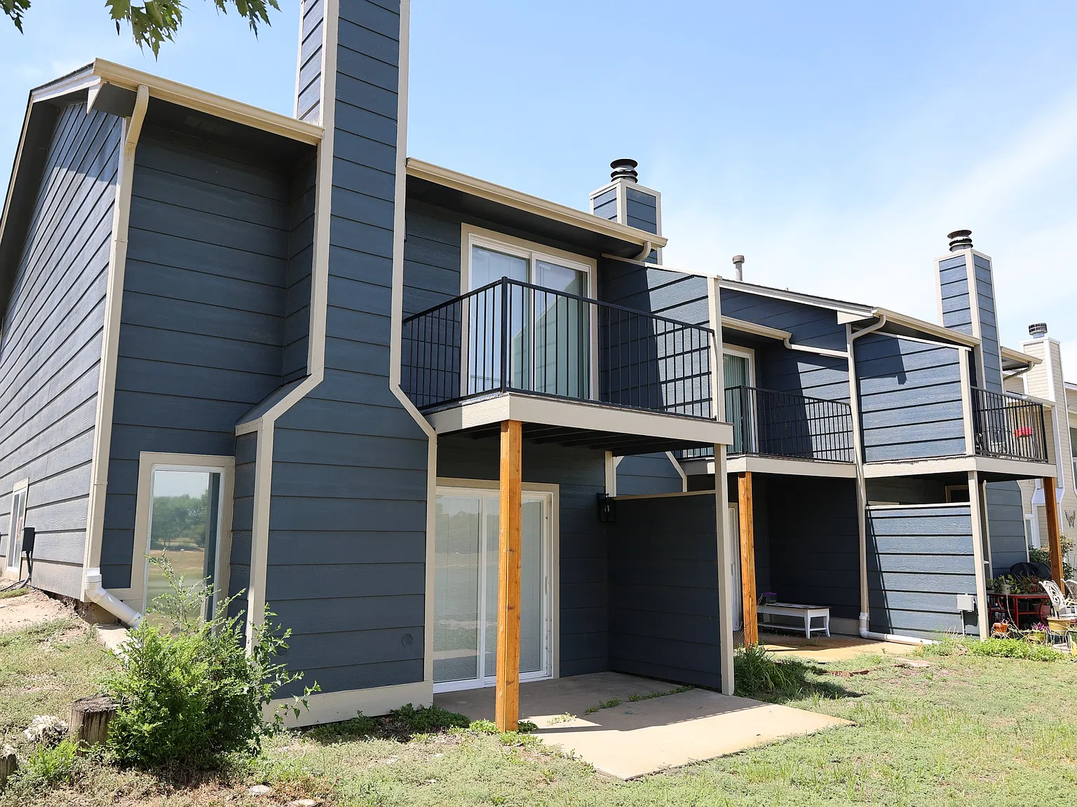 5590 South Gold Street - NEW - 300 — Photo 4