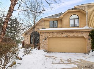 8550 Thistlewood Ct, Darien, IL 60561