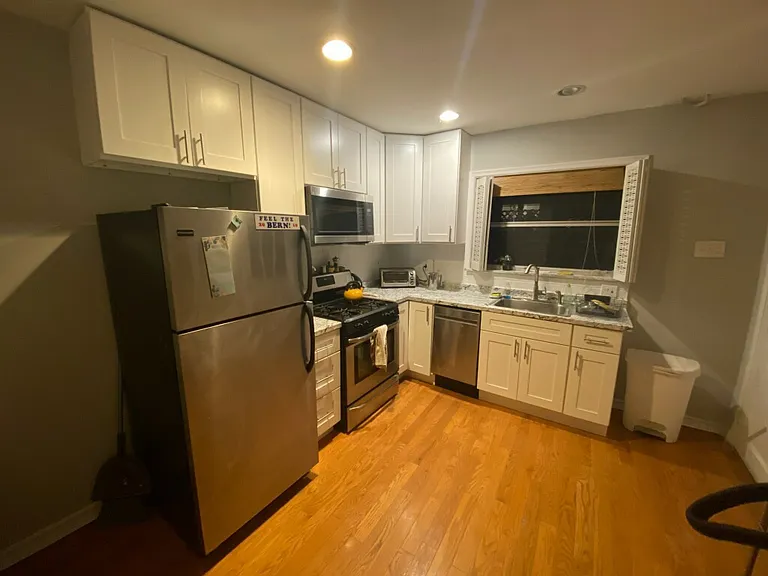 1104 Pierce St — Photo 10