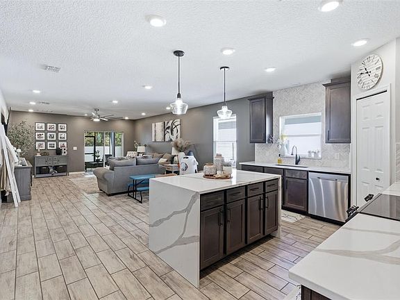 5th image of 262 E Fiesta Key Loop