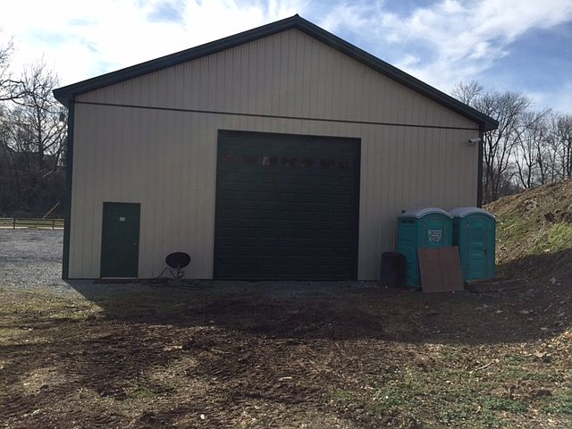 2nd image of 20 S Hoernerstown Rd