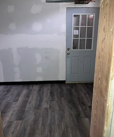 216 W Main St #1 — Photo 29