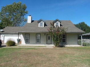 225 E Beech St, Skiatook, OK 74070