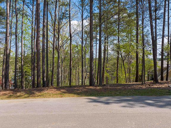 3rd image of 1161 Davison Dr #41