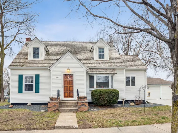 140 S Elm St, Belle Plaine, MN 56011