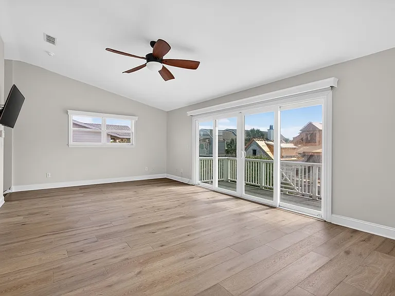 1766 Beach Ave — Photo 36