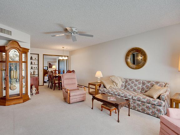 4th image of 9734 W Granada Dr