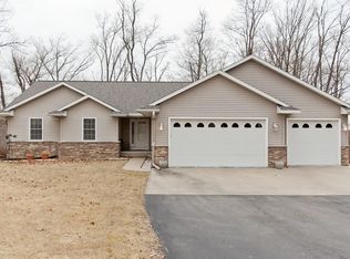 3117 59th Street Trl, Vinton, IA