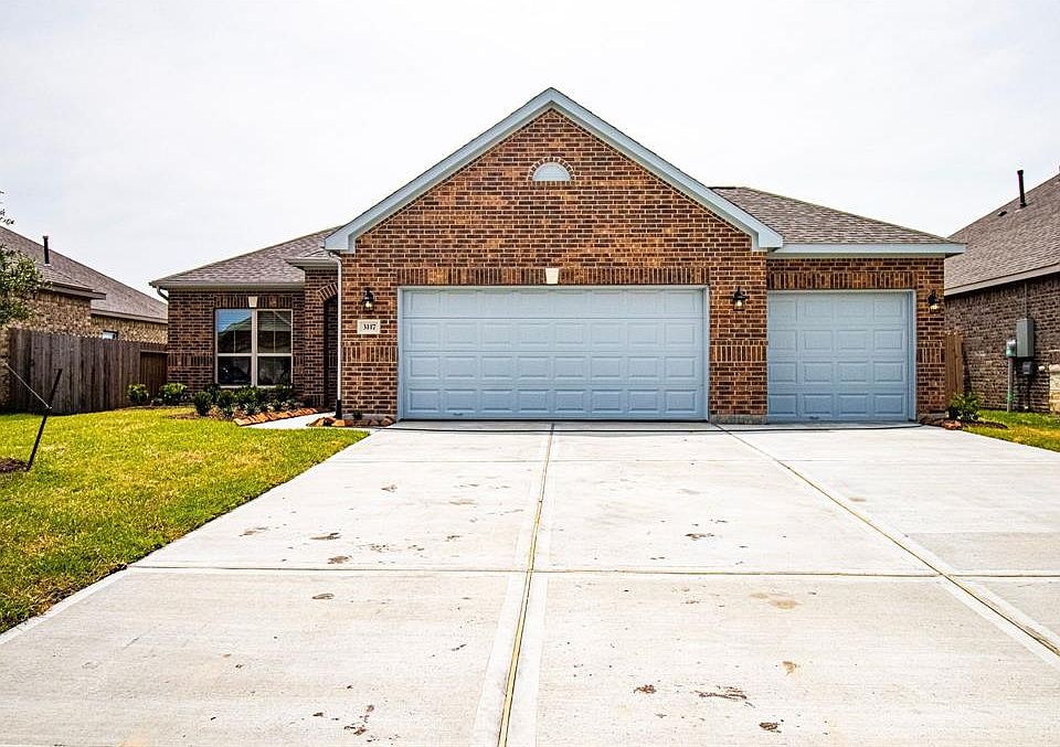 1st image of 3117 Royal Albatross Dr