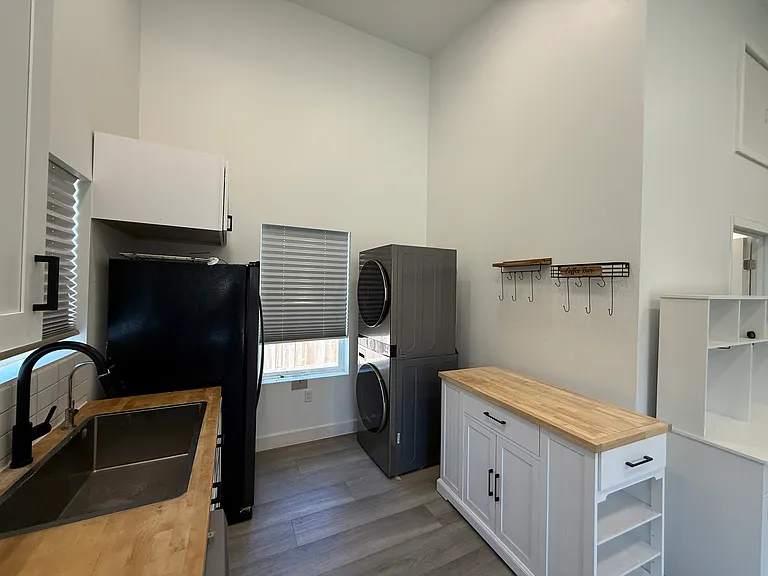 5827 Amaya Dr — Photo 2