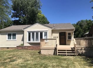 3519 Douglas Ave, Des Moines, IA 50310